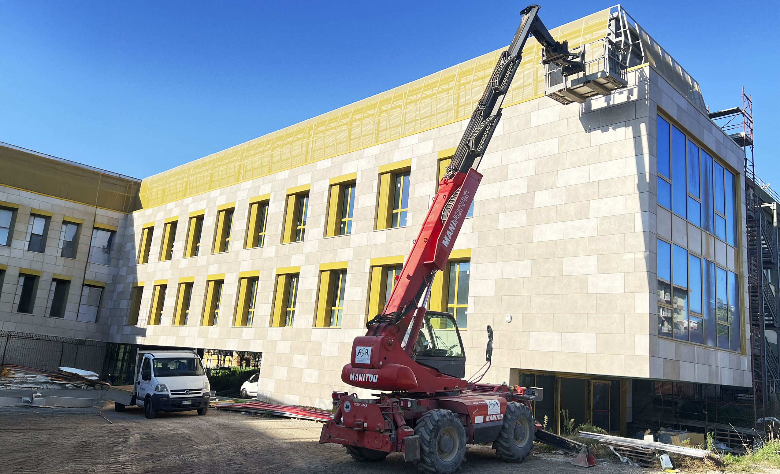 Comune di Sassari. Manutenzione immobili di proprietà del Comune. Coperture e facciate in via Dei Gremi