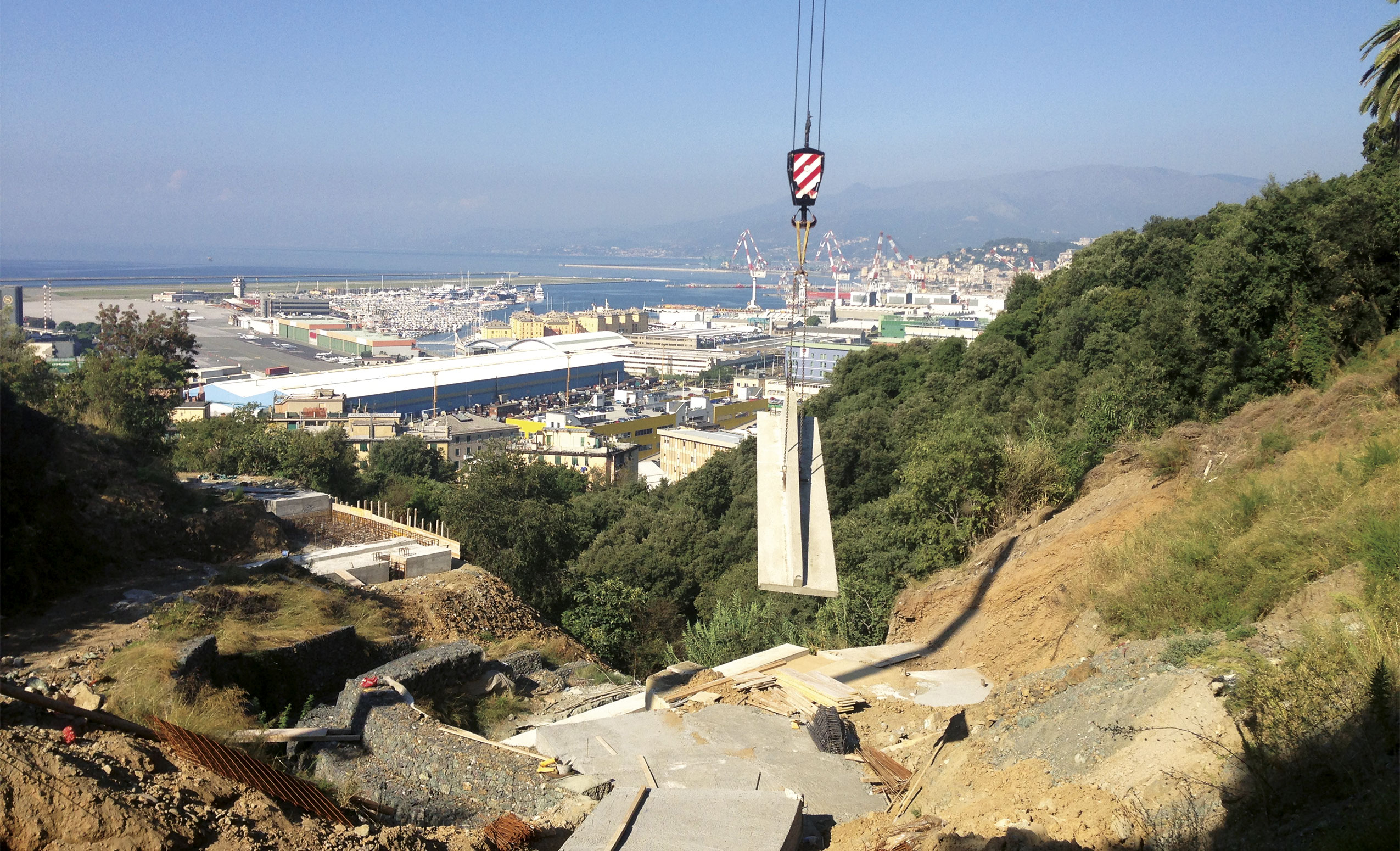 Comune di Genova. Genova Hi Tech. Realizzazione in prosecuzione di via Dell’Acciaio. Nuova strada di collegamento al Parco Scientifico e Tecnologico Erzelli