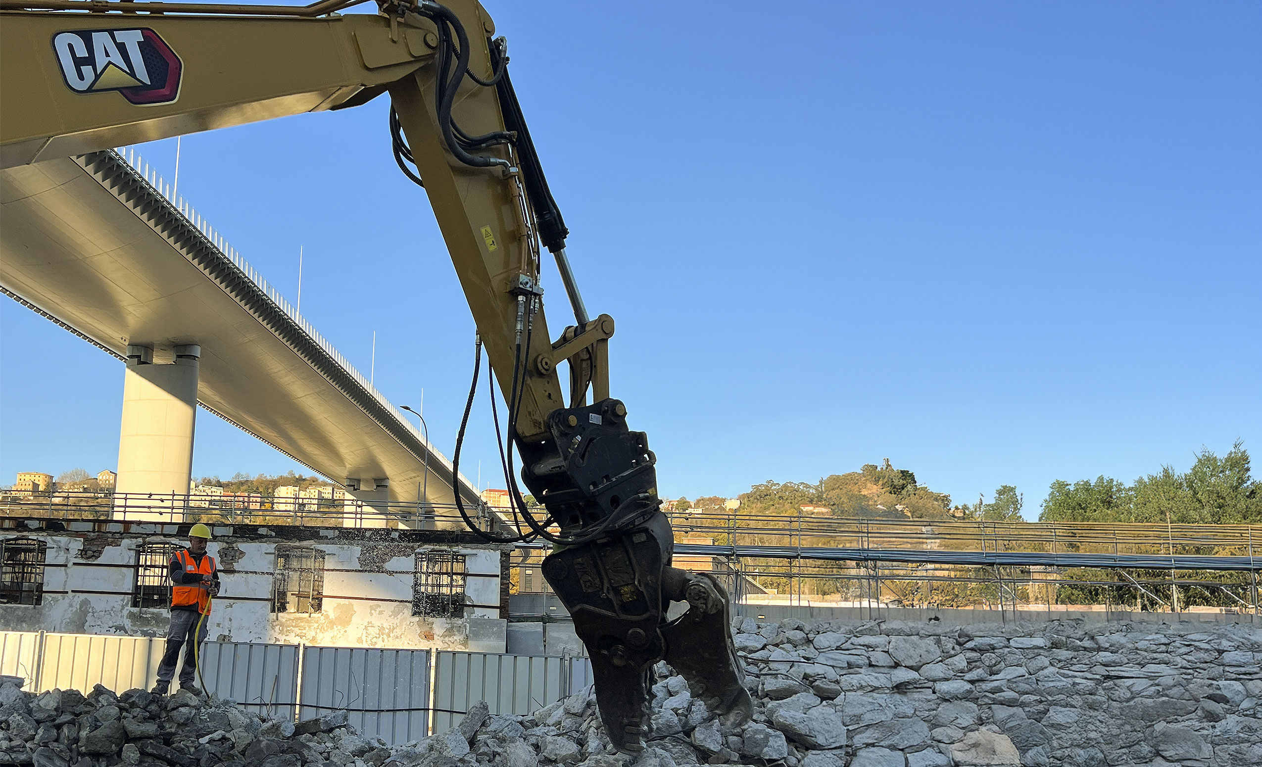 Città Metropolitana di Genova ex Provincia. SP 225 della Val Fontanabuona. Lavori di allargamento sede stradale