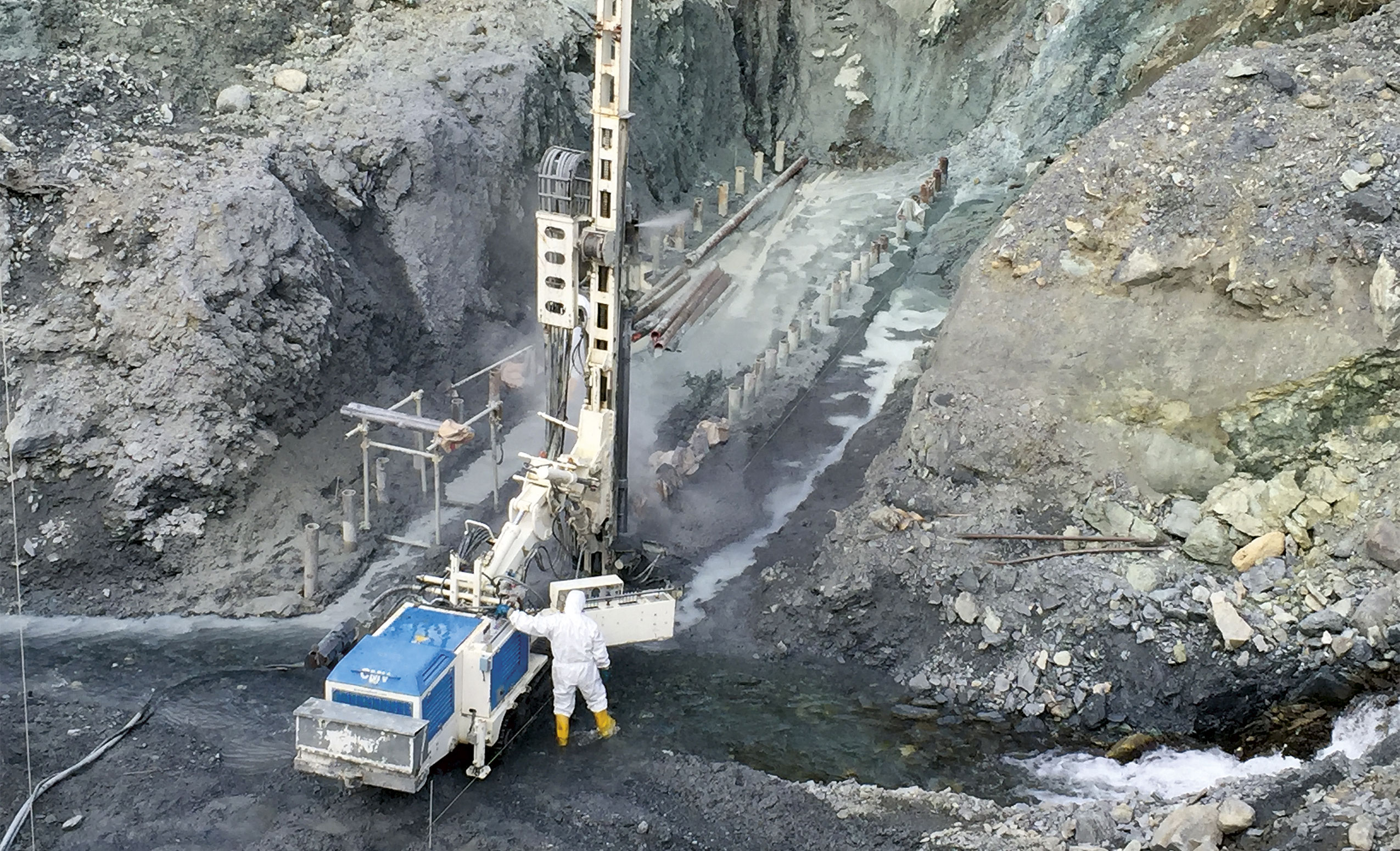 Comune di Genova. Opere idrauliche e strutturali di arginatura del torrente Varenna, esecuzione di fondazioni speciali della briglia di monte in località San Carlo di Cese